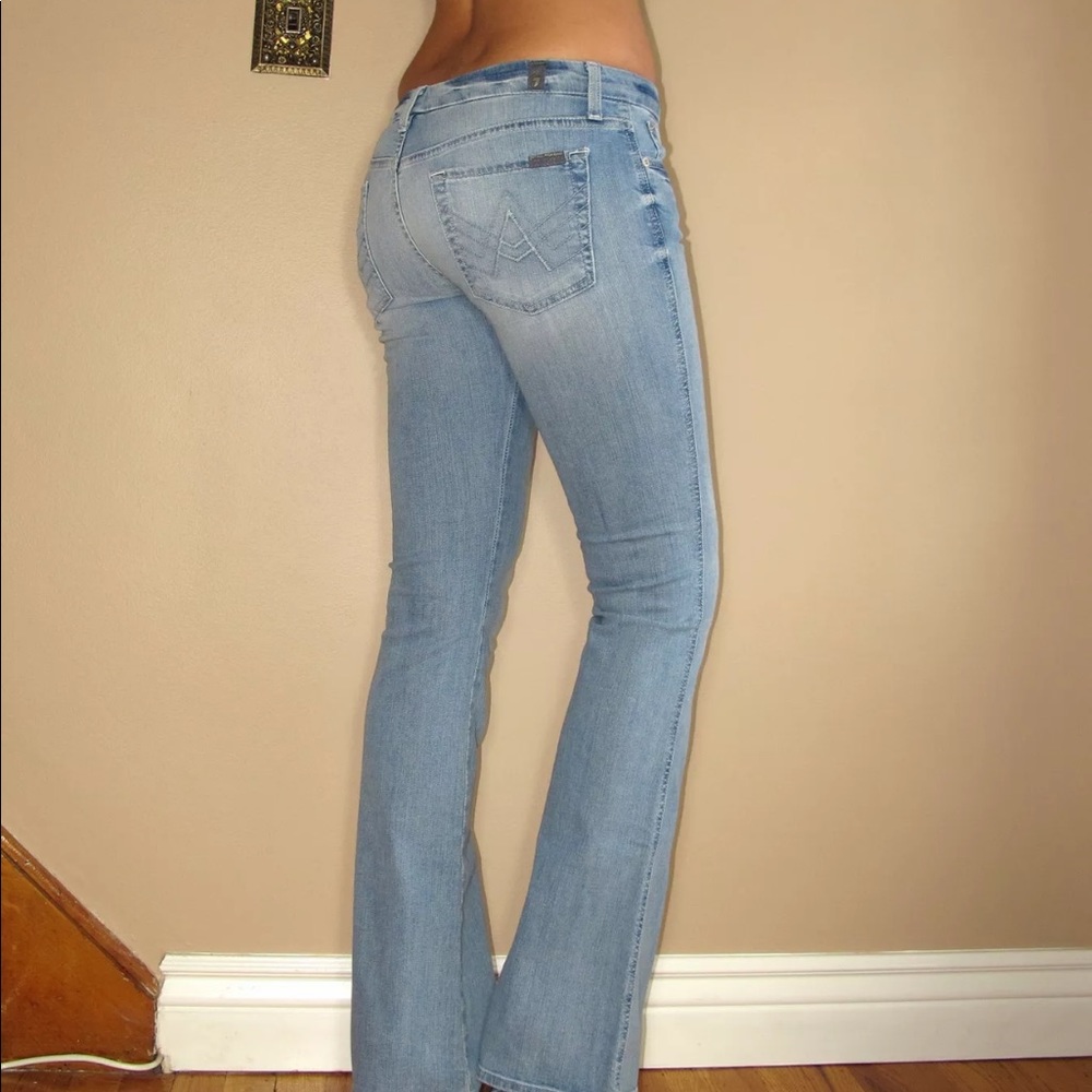 ๐ 7 For All Mankind Low Rise Y2K Light Vintage Bootcut Jeans 27 Fits Like 25-26 - Picture 3 of 8